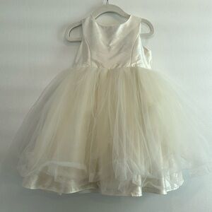 David’s Bridal Flower Girl Dress in ivory size 3